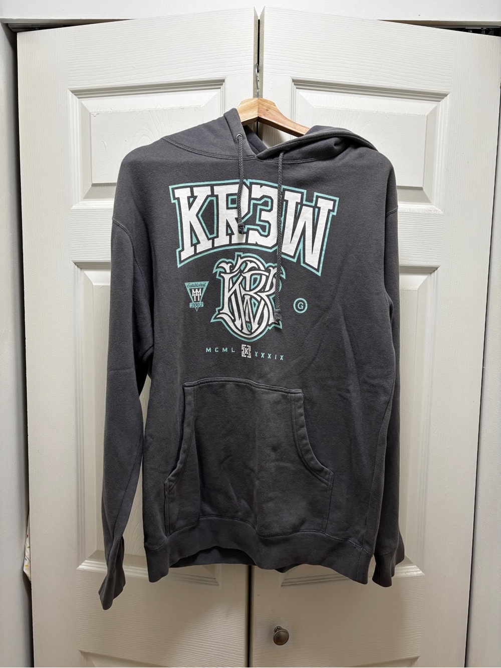 KR3W Men's Gray Graphic Hoodie
